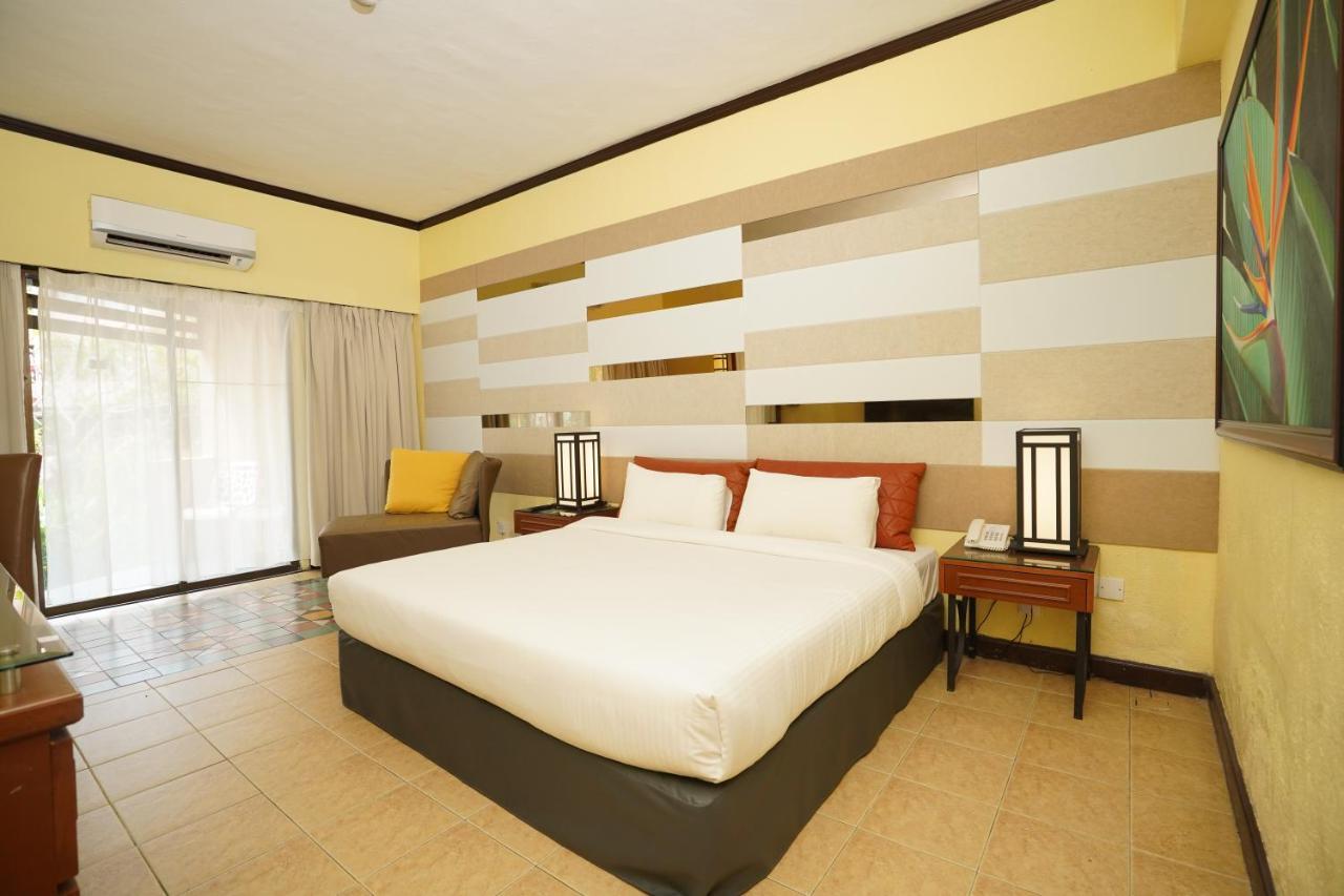 Holiday Villa Beach Resort Cherating Extérieur photo