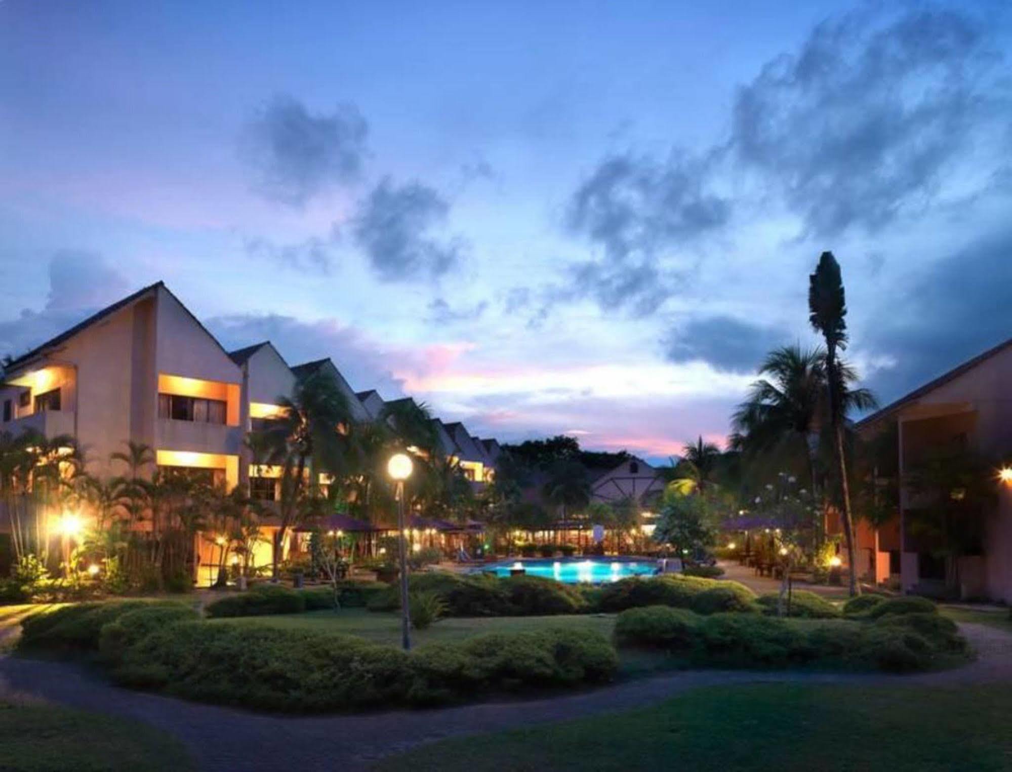 Holiday Villa Beach Resort Cherating Extérieur photo